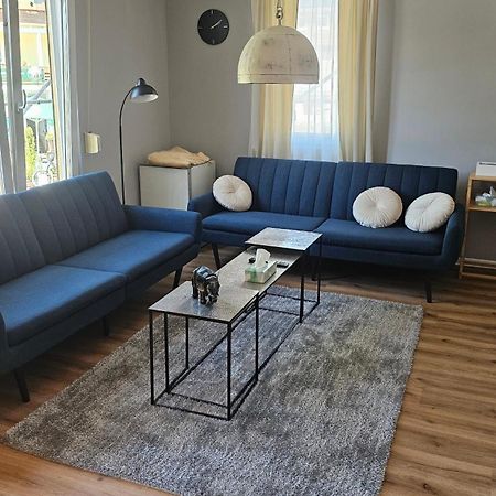 Stilvolles Apartment Байерсброн Екстериор снимка